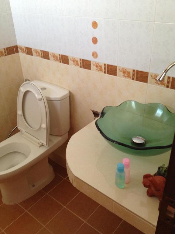 Chok-Wasana Guest House Mae Sariang Bilik gambar