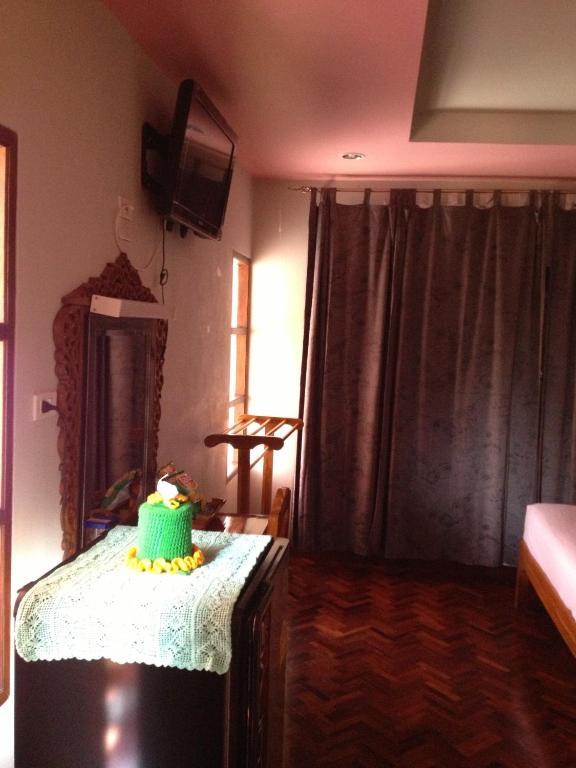 Chok-Wasana Guest House Mae Sariang Bilik gambar