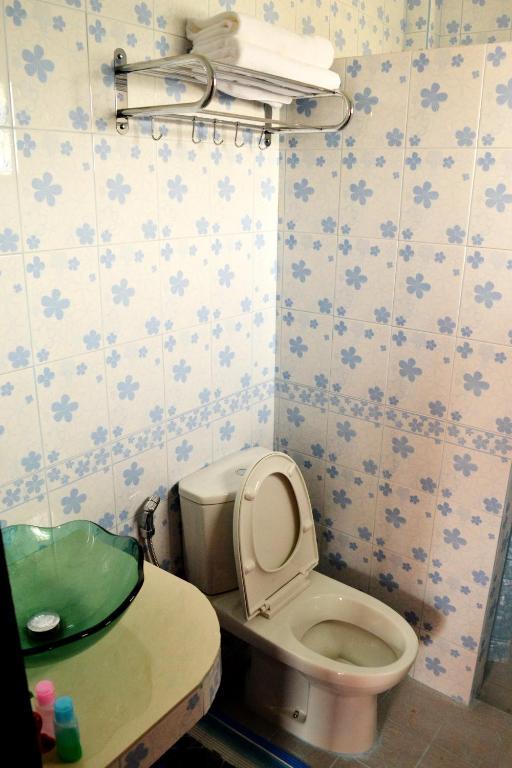 Chok-Wasana Guest House Mae Sariang Bilik gambar