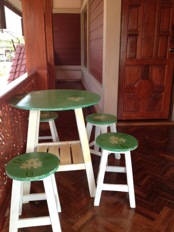 Chok-Wasana Guest House Mae Sariang Bilik gambar