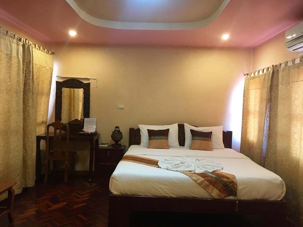 Chok-Wasana Guest House Mae Sariang Luaran gambar