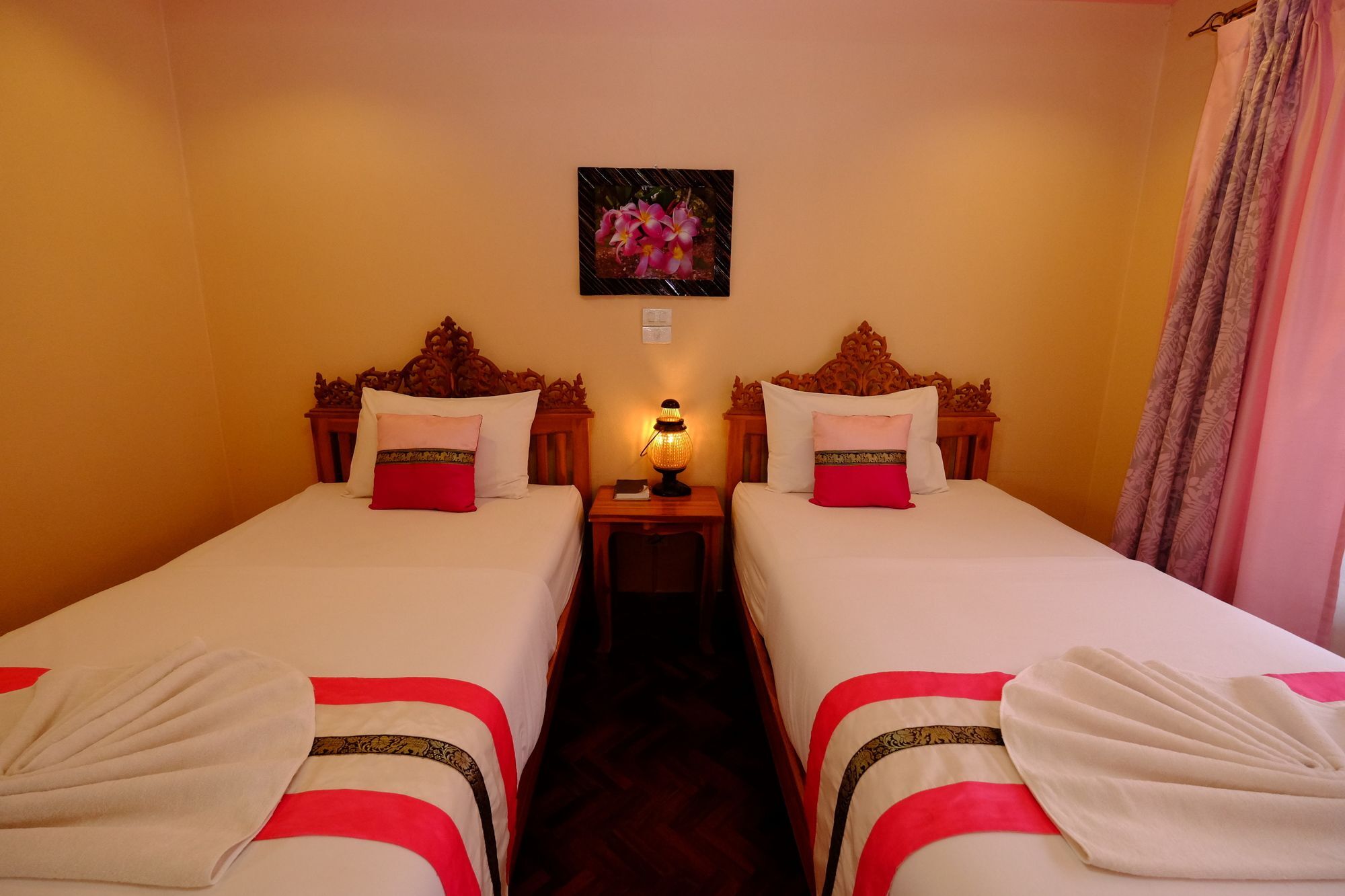 Chok-Wasana Guest House Mae Sariang Luaran gambar
